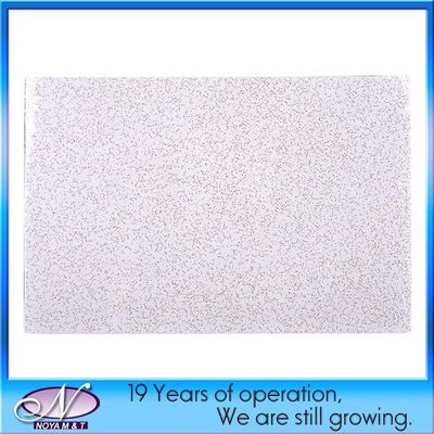 Tabuleiro de telhado retangular de fibras de lã mineral para decoração acústica em forma de retângulo