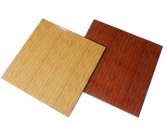 Fácil de limpar 3D PVC Composite Wall Board para materiais de decoração em 500mmx500mm Tamanho