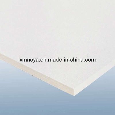 Tabuleiro de absorção sonora de fibra de vidro de borda quadrada / painel para teto T-Grid 600*600mm