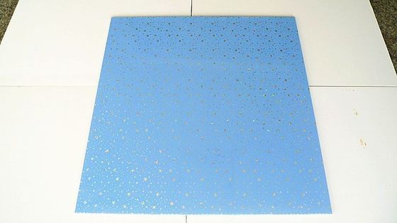 Painel de PVC 3D de tamanho personalizado para decoração de parede e teto na sala de reuniões