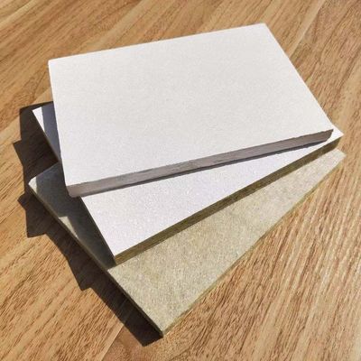 55.00cm * 45.00cm * 10.00cm Tamanho do pacote Painel de teto reforçado de fibra de vidro