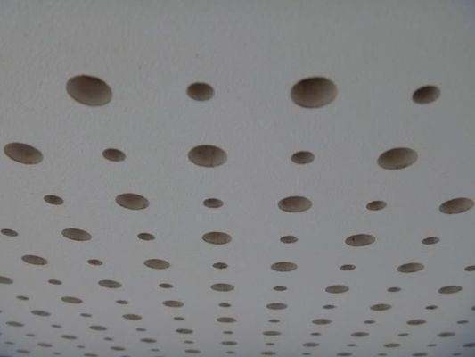 5/15q Quadrado Impermeável Perforado Acústico Absorção de Som Placas de gesso para Tecto