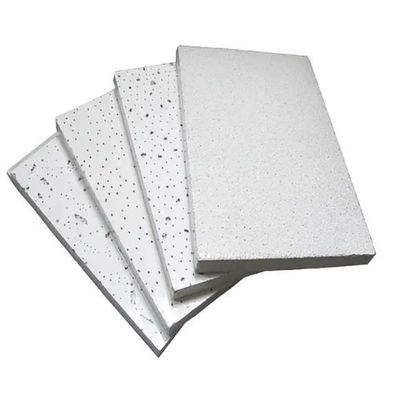 Desconto de azulejos de telhado quadrado Lata mineral acústica 300*300 para material de construção