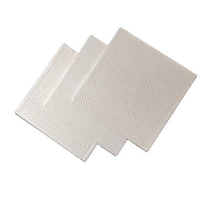 Chapa de teto quadrada com isolamento térmico e absorção acústica do som