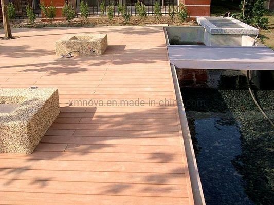 Padrão de grãos de madeira marrom reciclado WPC impermeável piso de piso para desempenho