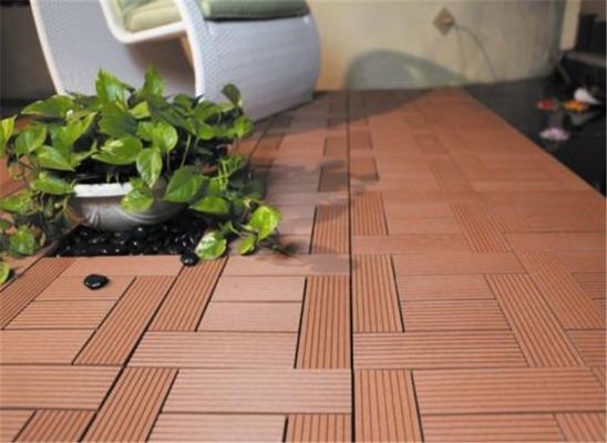 Desconto WPC jardim piso de piso com materiais compostos de madeira plástica de engenharia