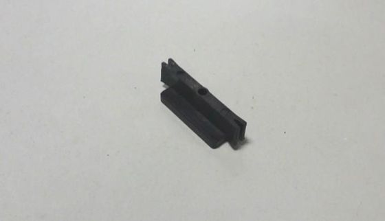 Eco-friendly Fácil de instalar WPC Decking Clips de plástico com E0 padrão ambiental