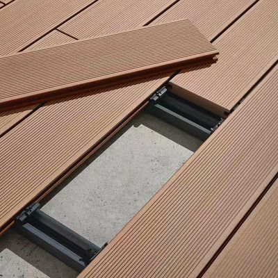 Chapas de revestimento externo de madeira composta WPC com materiais de superfície arranhados