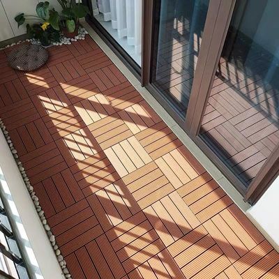 300*300mm WPC madeira plástica composta piso externo / Decking para melhoria do jardim