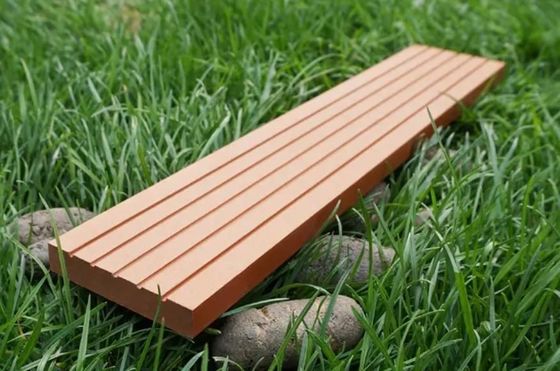 Decking composto de madeira WPC personalizado para decoração de jardim ao ar livre