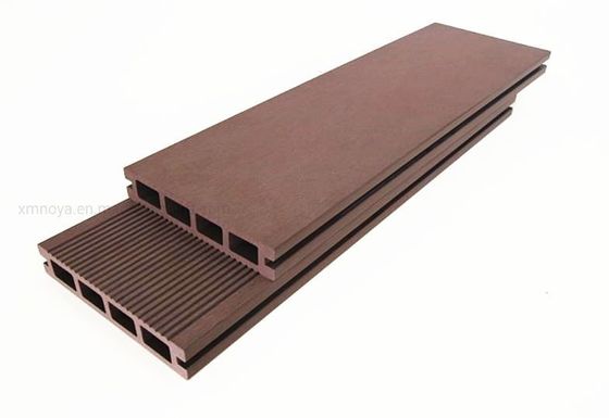 Placa de revestimento de madeira sintética composta de plástico/WPC para jardim ao ar livre Shacman Sinotruk