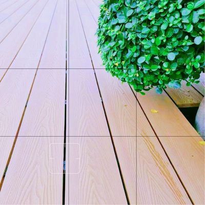 Pavimentos compostos de madeira WPC marrom para jardim à prova d'água