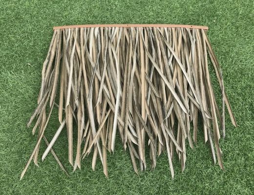 Decoração de telhado de palha artificial de plástico personalizado para estilo moderno