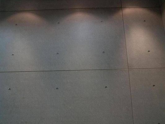 Insulação acústica interior cinza e amarelo claro Reforçar placa de fibra de cimento para teto
