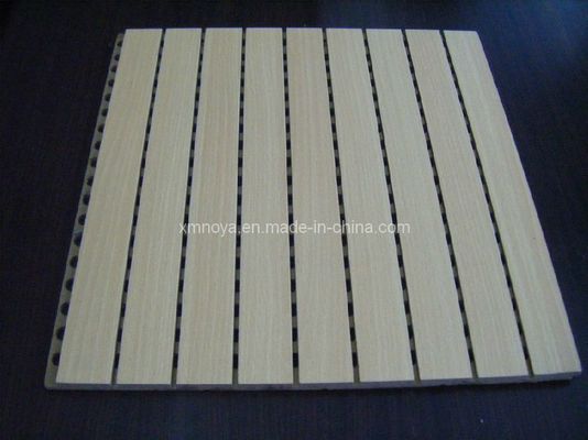 Painéis de parede acústicos de madeira coloridos para decoração e absorção de som
