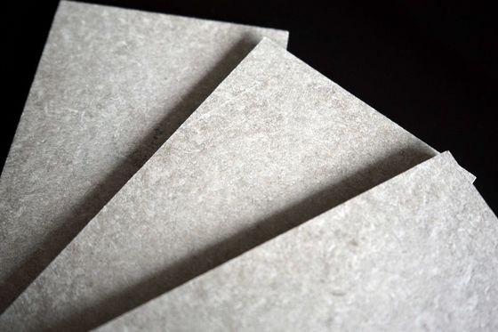 Painel de cimento de fibras cinza e amarelo claro para revestimento de parede ou telhado de alta resistência