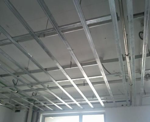 Caixa de aço galvanizado para parede seca Largura 52 mm/72 mm/75 mm/100 mm/148 mm Não perfurada