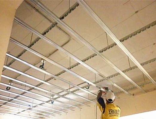 Empilhadeiras de chapa galvanizadas de aço inoxidável estreitas e mergulhadas a quente com opções de spangle
