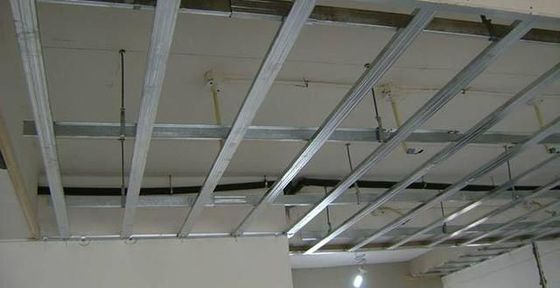 Substitua o cinturão T e a barra do tee para instalação fácil do sistema de suspensão do teto da oficina de aço