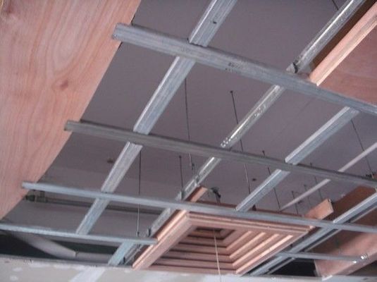Ângulo de parede 24*24*3000 e tee principal 32/38*24*3600 para T-Grid Tee Bar suspensa no teto