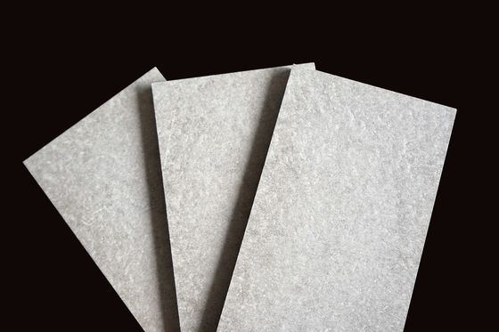 Venda a retalho de placas de cimento de fibras não amianto resistentes ao fogo Placas de isolamento Materiais de construção