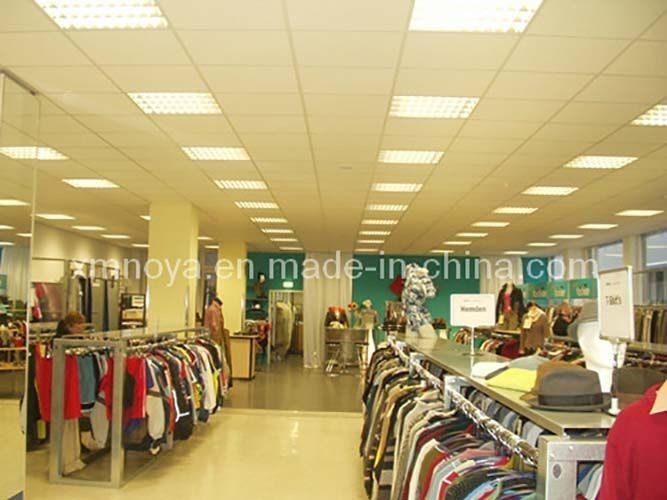 600*600mm Revestimento por pulverização acústico Fibra de lã mineral Caixa de telhado de azulejos para decoração