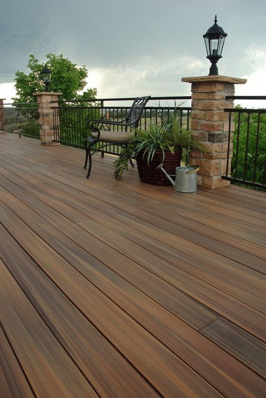 Deck externo WPC impermeável / piso verde HS145*22 para ambiente externo