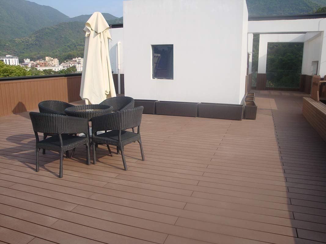 150mm*25mm WPC azulejos de piso A combinação perfeita de estilo e durabilidade