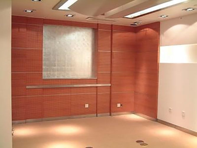600*600 Painel de parede de MDF de madeira acústico à prova de fogo para decoração de interiores